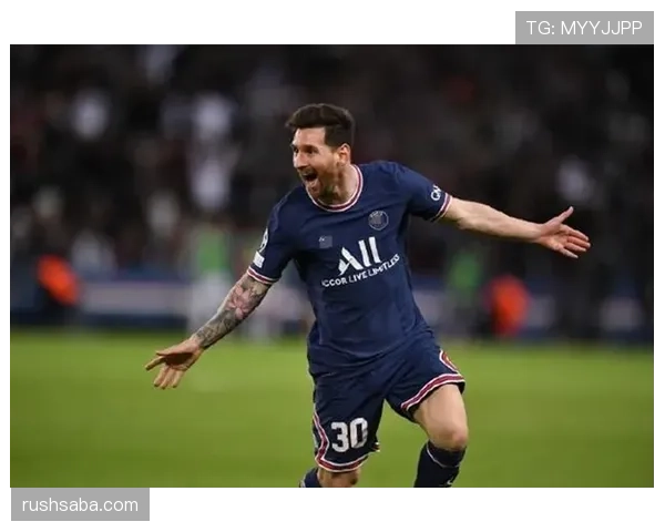 姆巴佩连续强突左路撕开防线，关键战主导进攻趋势