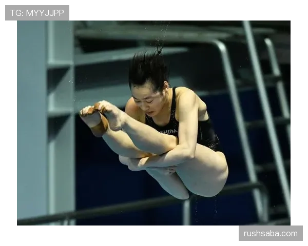 昌雅妮这训练强度，凌晨四点还在练，怪不得跳水台都快被她踩出火星子了